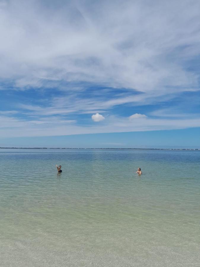 ארארואמה Praia Seca, 10 Pessoas, Em Frente A Lagoa Do Tome מראה חיצוני תמונה
